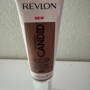 Revlon Photoready Candid Foundation - Shade 550